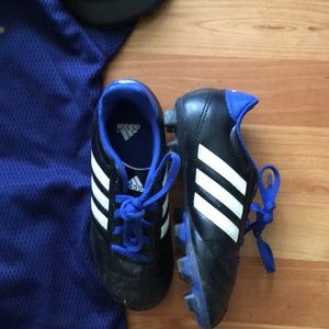 Addidas Boys cleats size 1